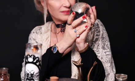 #1 Ranked Podcast with “The Witching Hour Patti Negri” Hollywood’s Psychic-Medium on Paraflixx 
