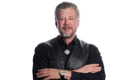 Elliot Omanson on Building Confidence Through Clear Thinking