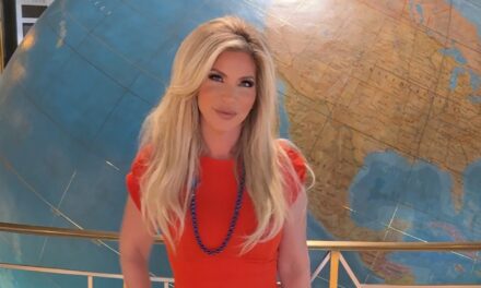 Meet Shelli Stelmak: The Voice Behind Hollywood’s Most Memorable Moments
